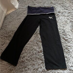 PINK Victoria's Secret Black Capri Flare Leggings with Foldable waist band - S